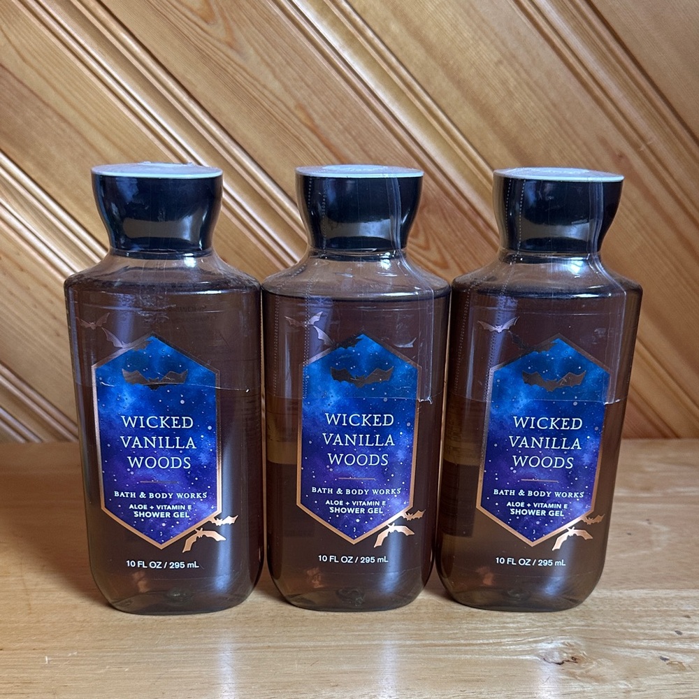 Bath & Body Works Wicked Vanilla Woods Shower Gel